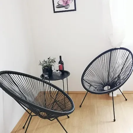Chillout Apartments With Pool Patricia