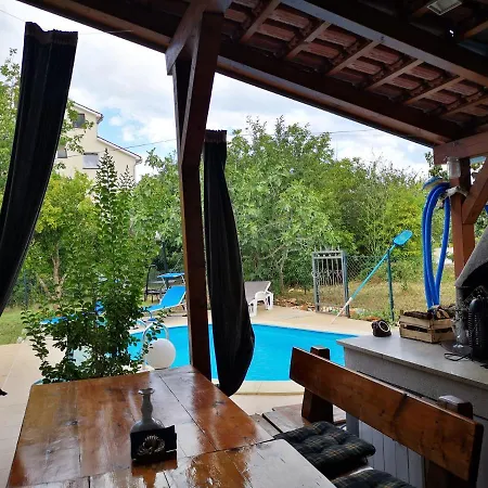 Apartment Chillout Apartments With Pool Patricia *
