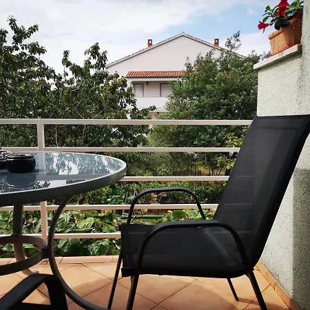 Appartement Chillout With Pool Patricia