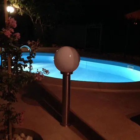 Chillout With Pool Patricia * Fažana